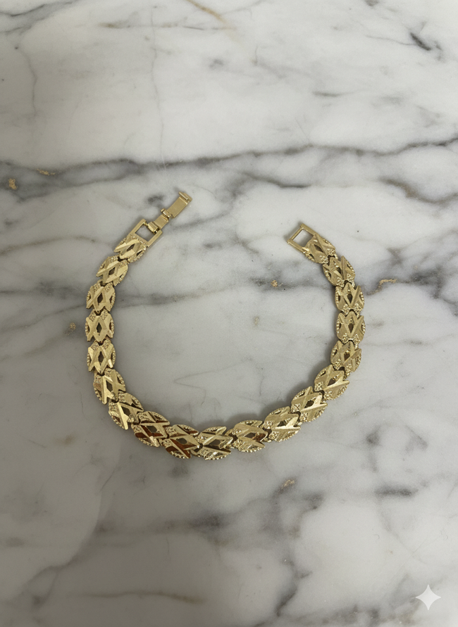 Vintage Dokulu Kelepçe Xuping Bileklik