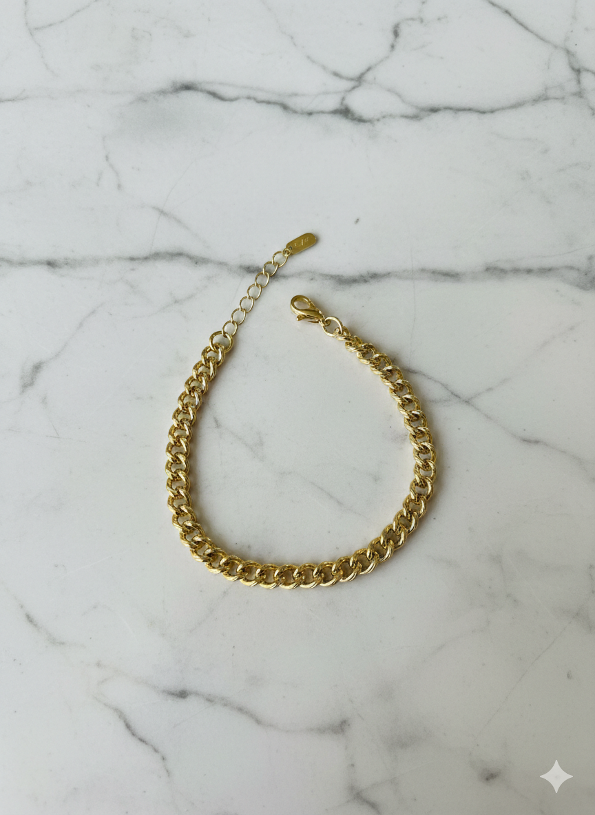 Linear Gold Xuping Bileklik