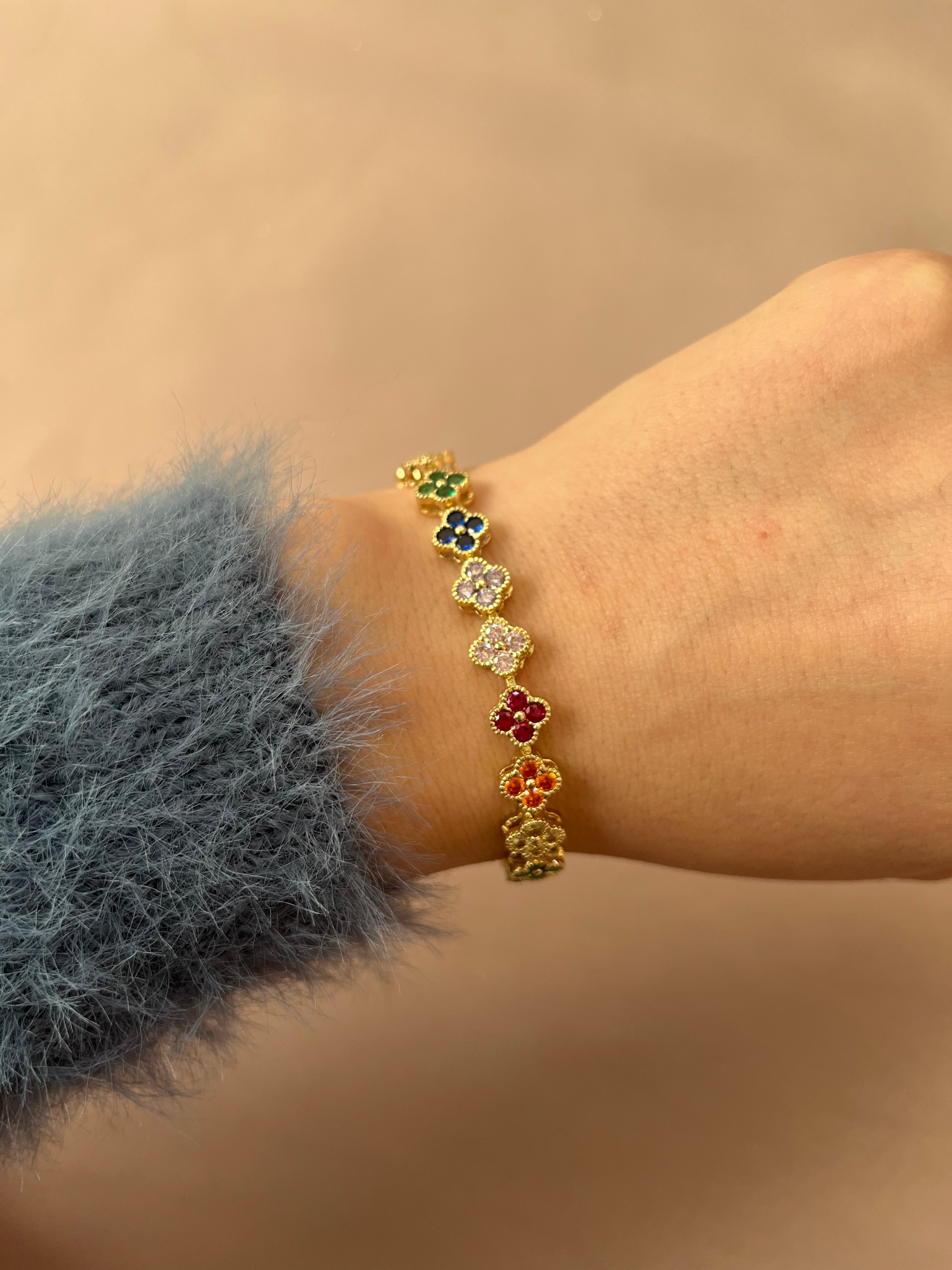 Renkli Yonca Xuping Model Bileklik