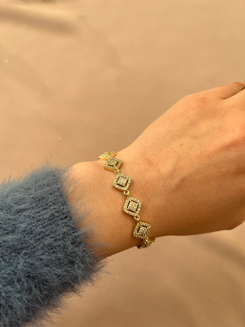 Baget Kare Xuping Model Bileklik