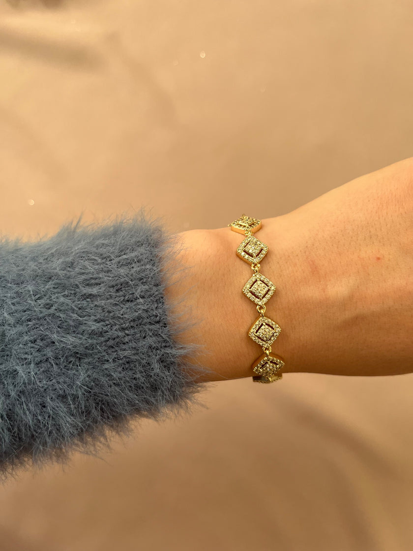 Baget Kare Xuping Model Bileklik