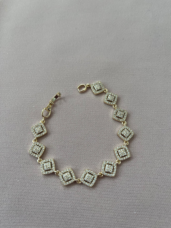 Baget Kare Xuping Model Bileklik